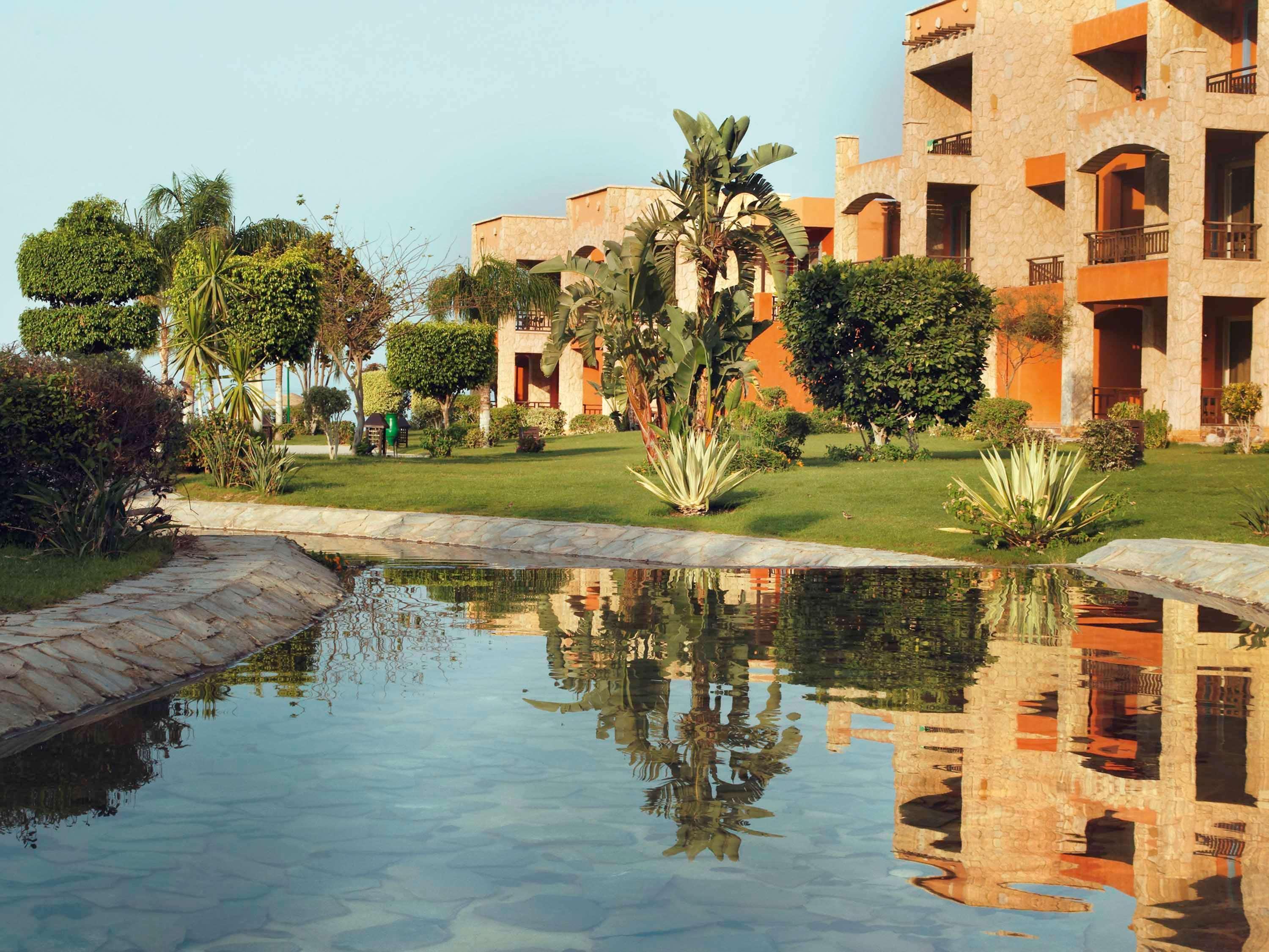 Moevenpick Resort El Sokhna Ain Sukhna Bagian luar foto The resort