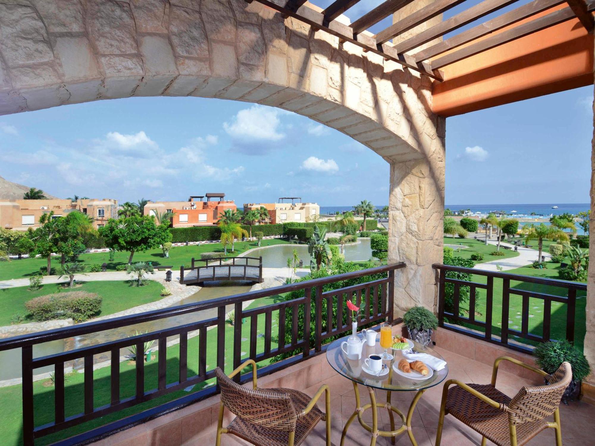 Moevenpick Resort El Sokhna Ain Sukhna Bagian luar foto